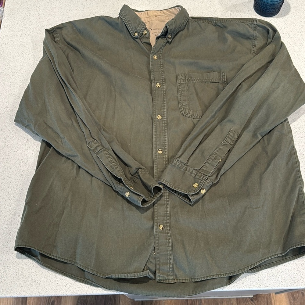 Outdoor outfitters- hunter green -size large - Button Down Long Sleeve Shirt